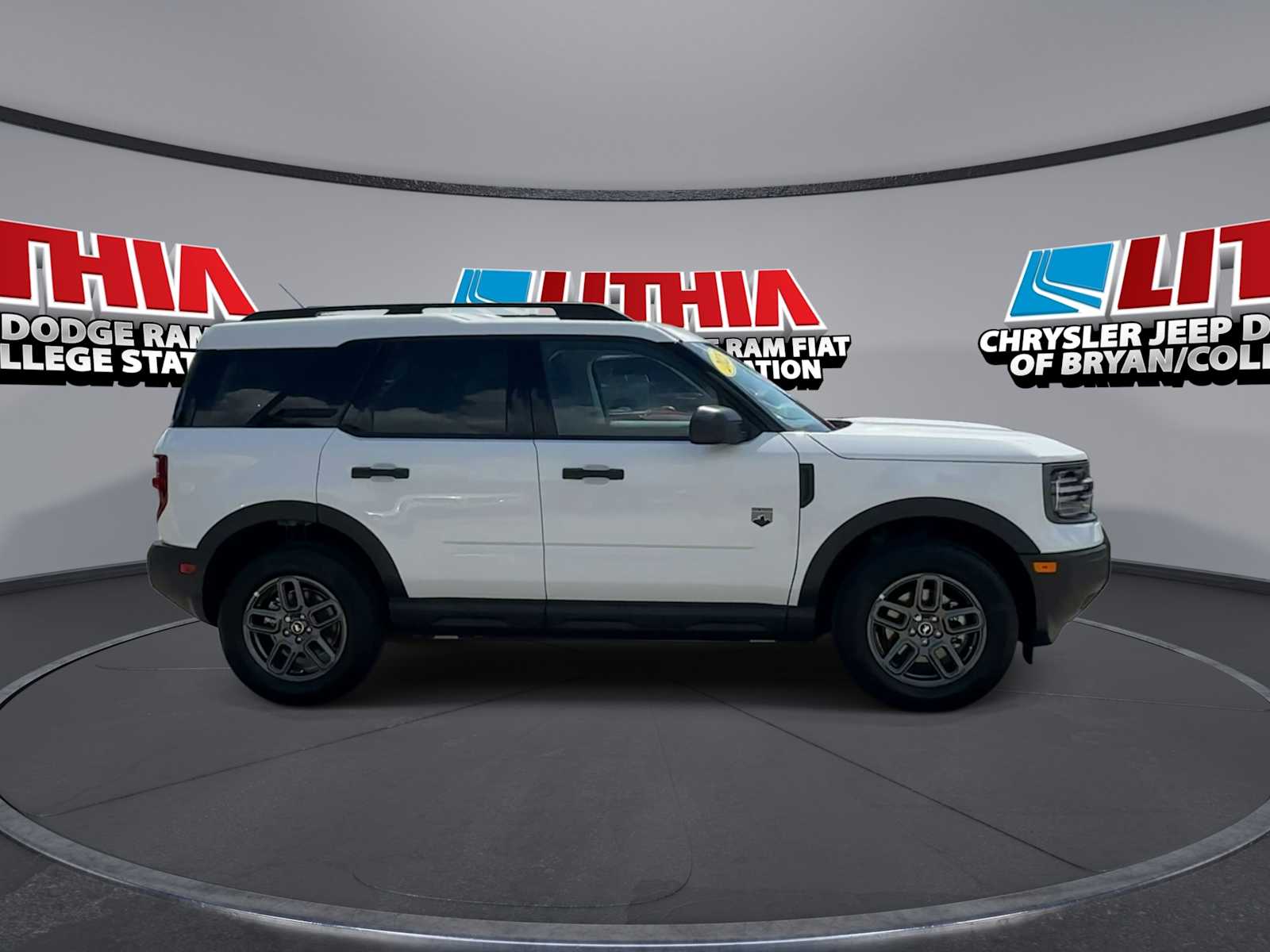 Thumbnail: 2025 Ford Bronco Sport - 9