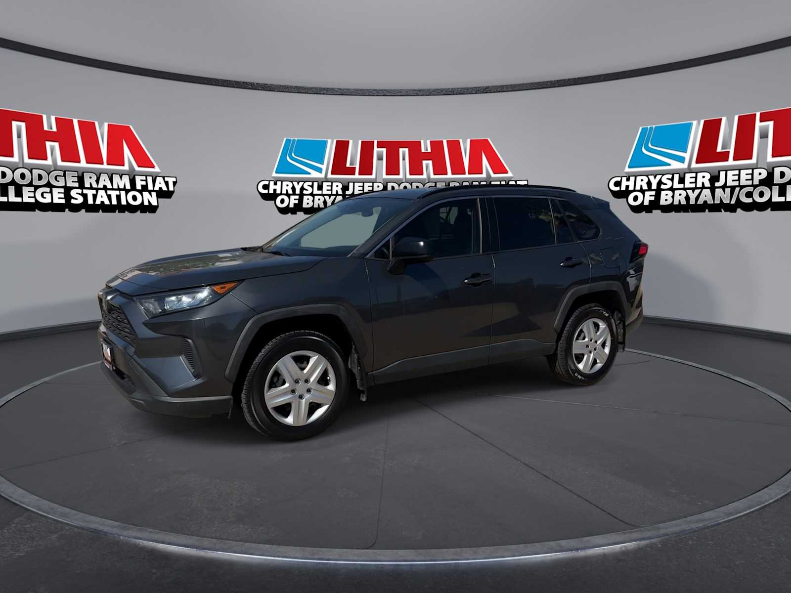 Thumbnail: 2020 Toyota RAV4 - 4