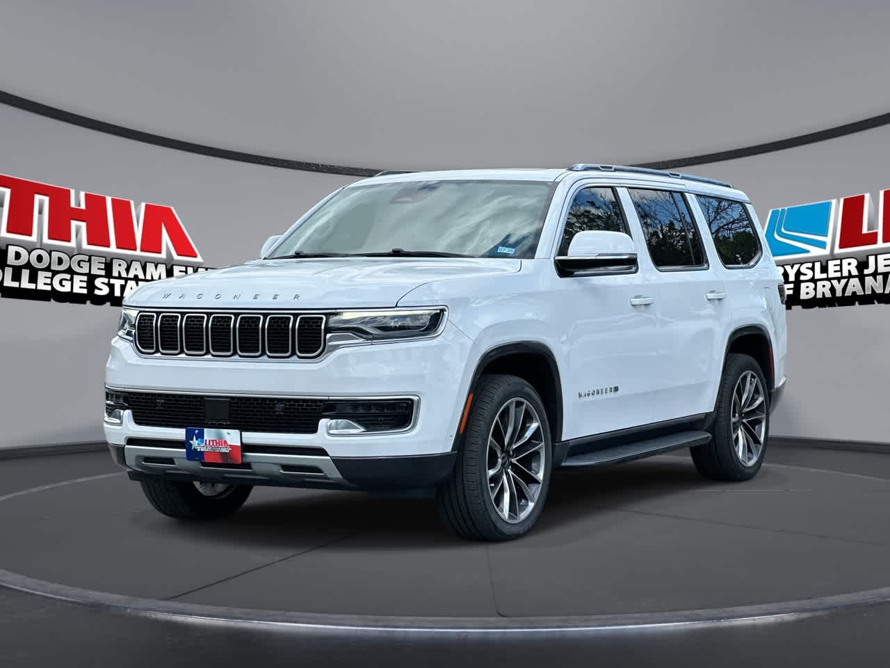Thumbnail: 2022 Jeep Wagoneer - 1