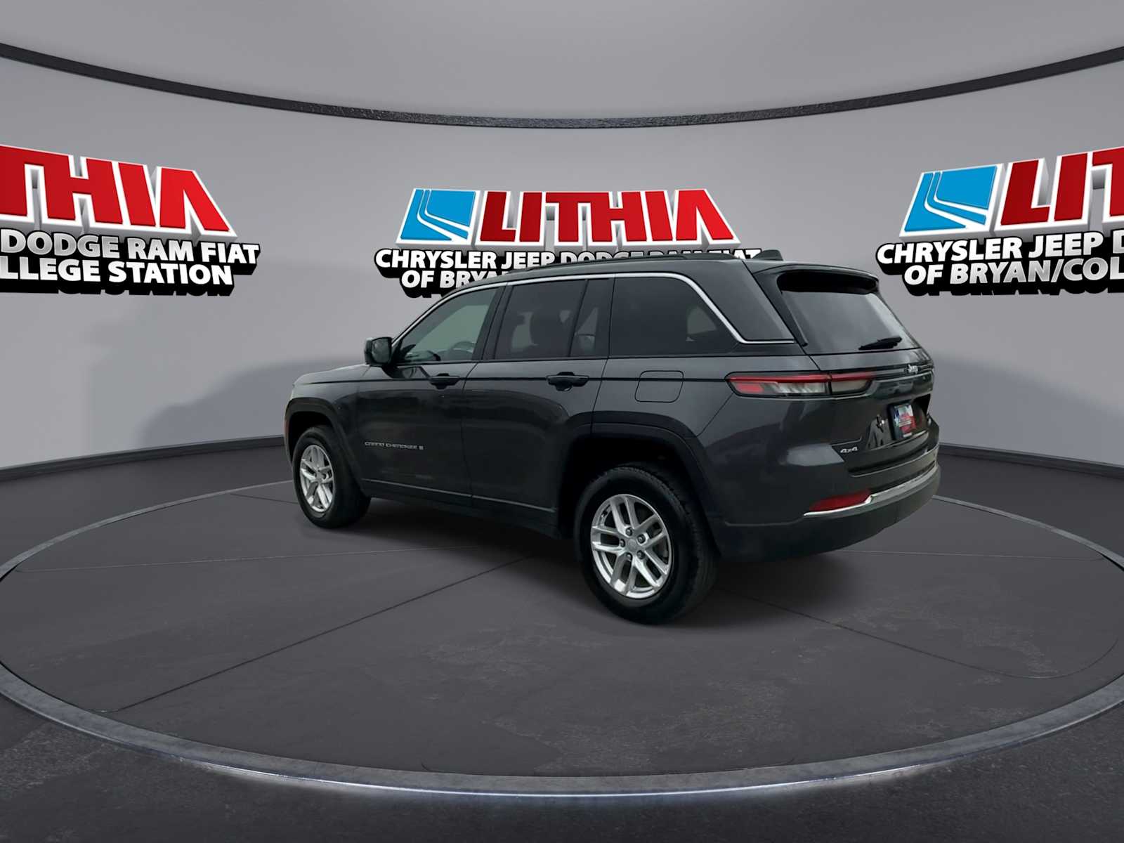 Thumbnail: 2024 Jeep Grand Cherokee - 6