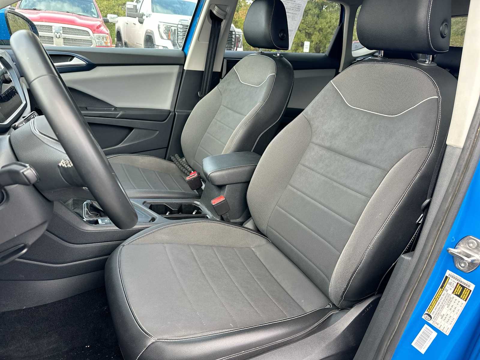 Thumbnail: 2023 Volkswagen Taos - 17