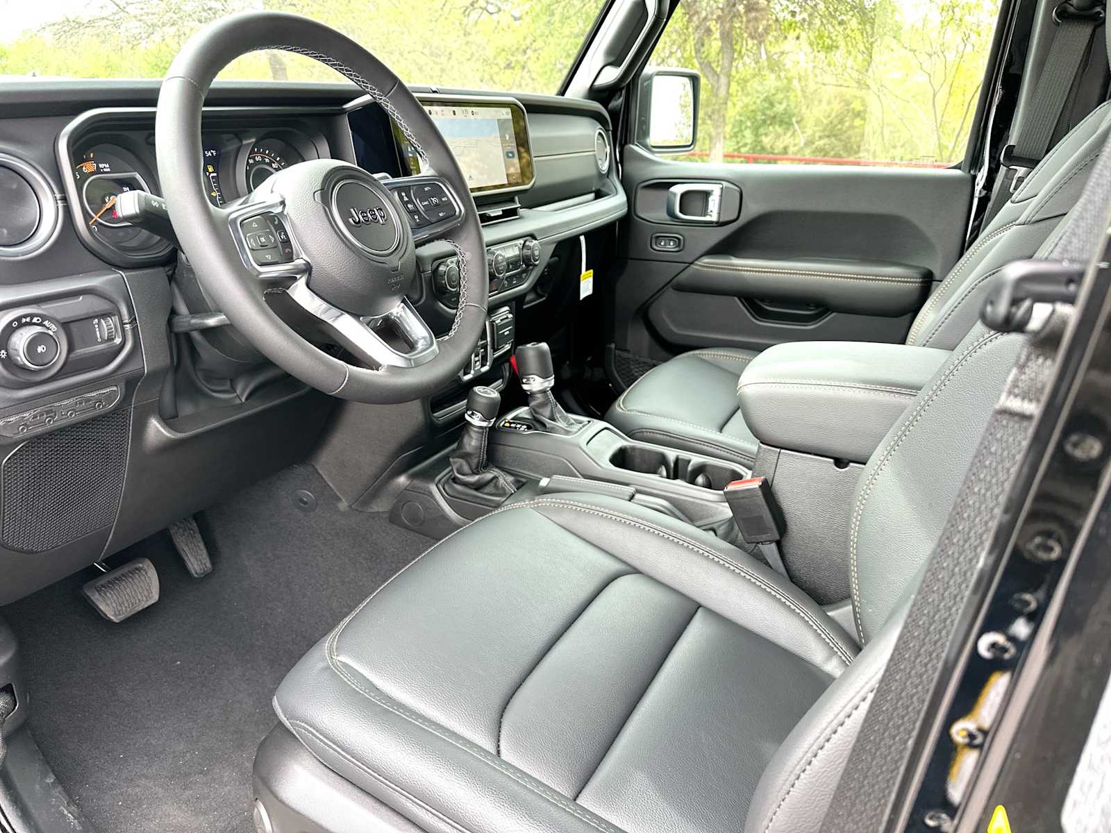 Thumbnail: 2026 Jeep Wrangler - 18