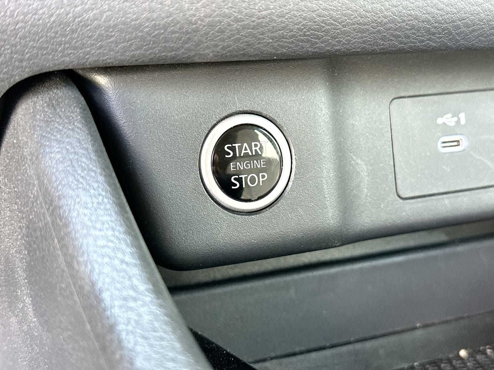 Thumbnail: 2023 Nissan Rogue - 28