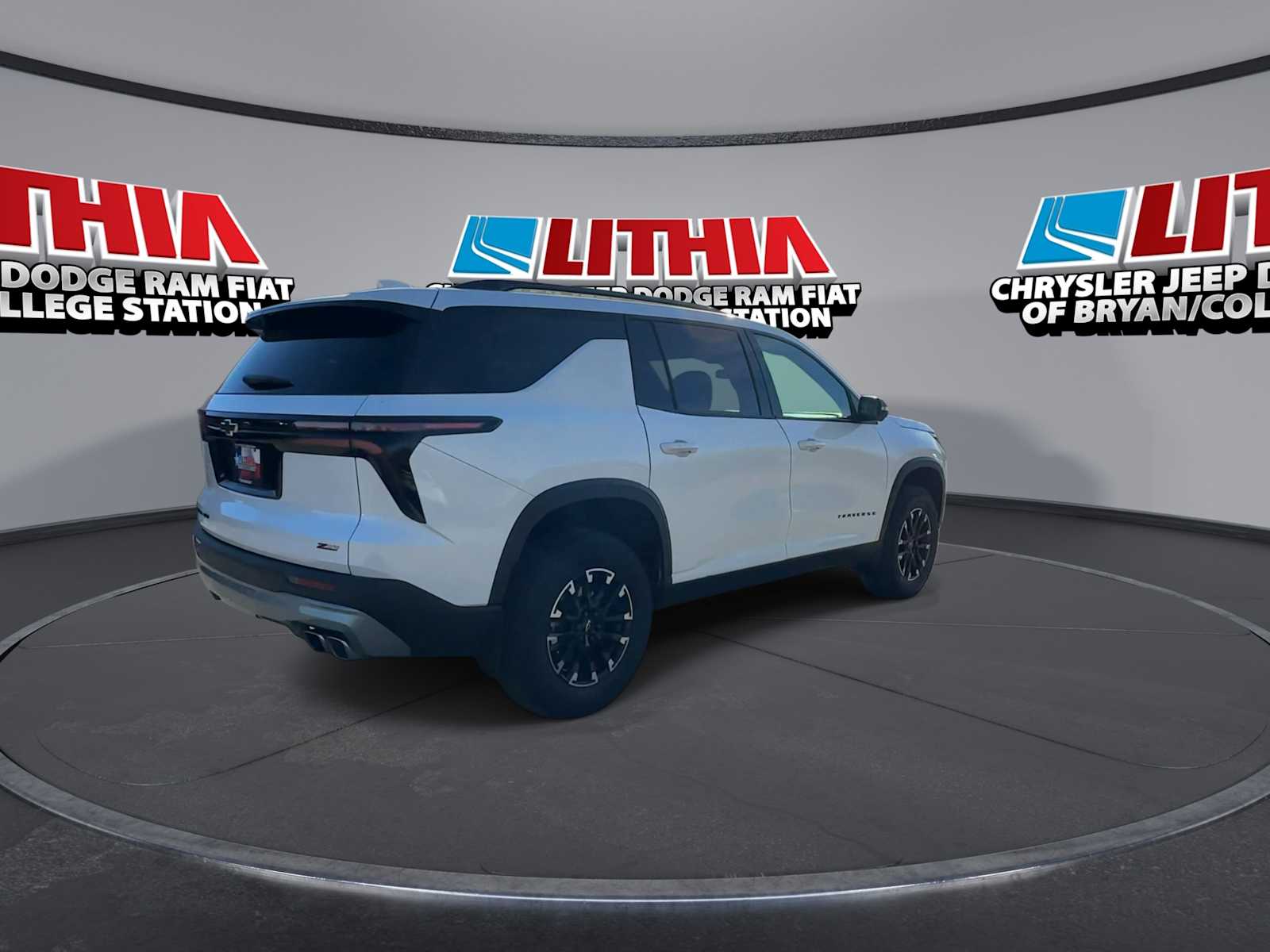 Thumbnail: 2025 Chevrolet Traverse - 8