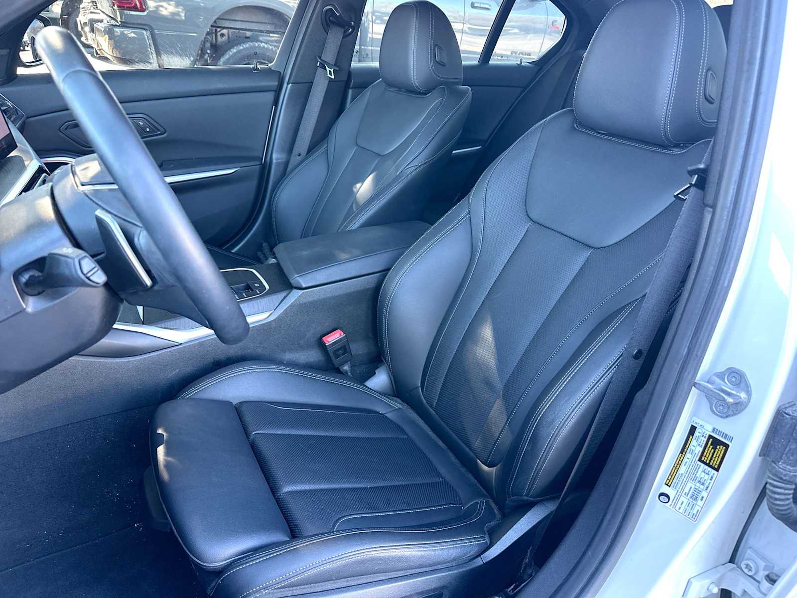 Thumbnail: 2024 BMW 3 Series - 17