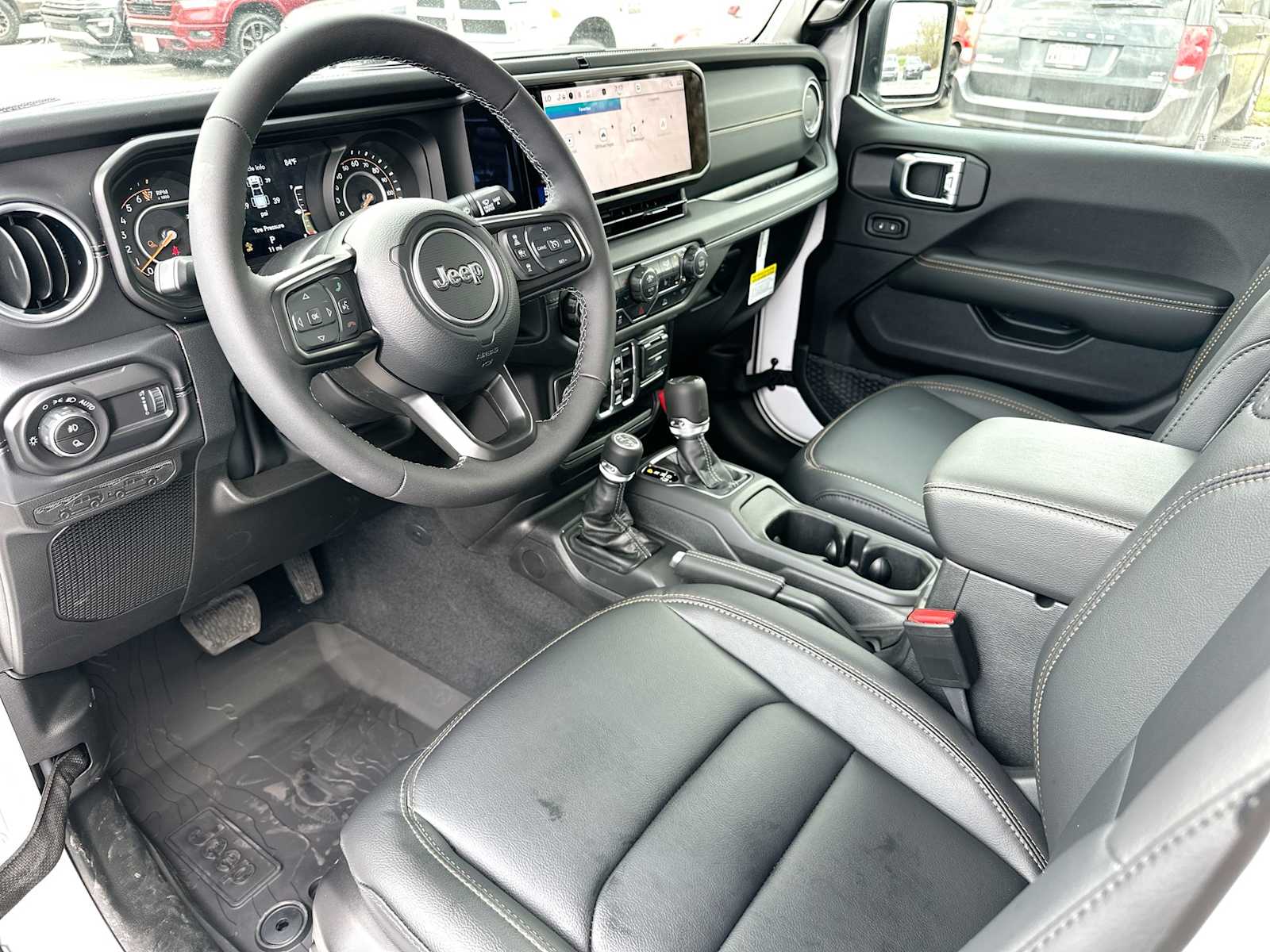 Thumbnail: 2026 Jeep Gladiator - 18