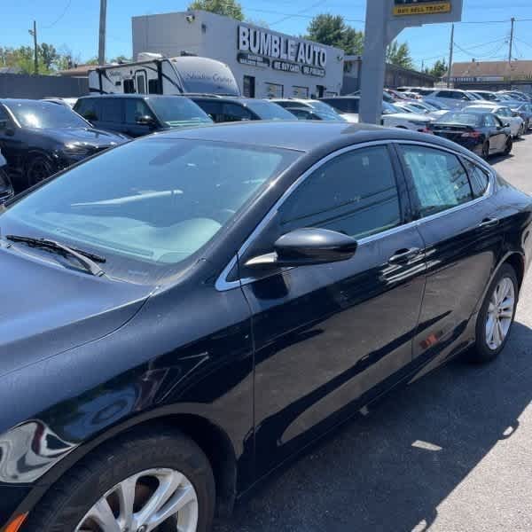 Thumbnail: 2015 Chrysler 200 - 6