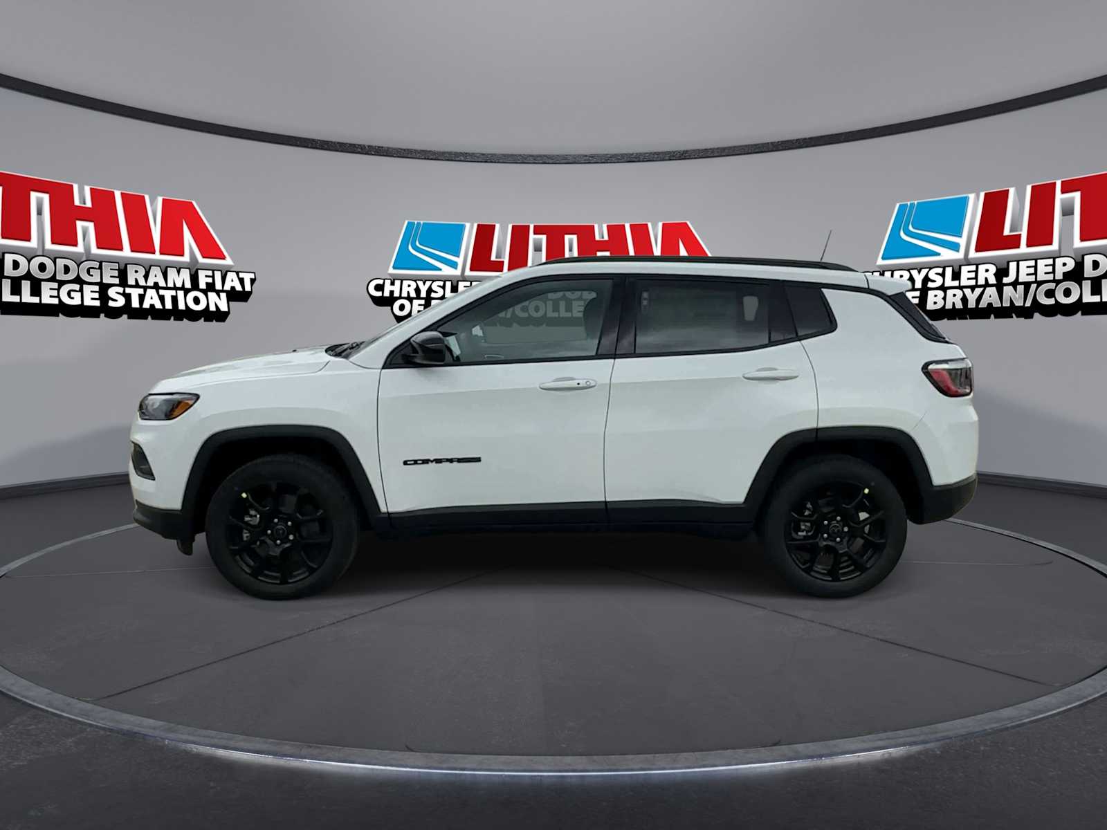 Thumbnail: 2026 Jeep Compass - 5