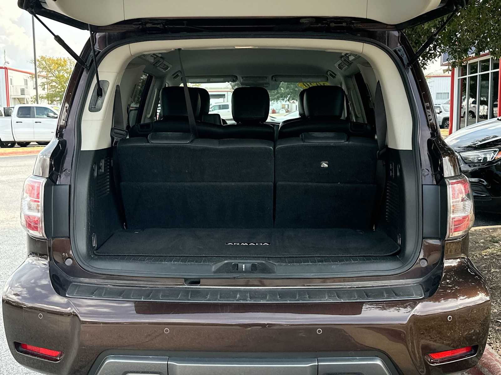 Thumbnail: 2020 Nissan Armada - 28