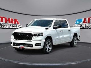 2026 Ram 1500 EXPRESS CREW CAB 4X2 5'7 BOX Pickup
