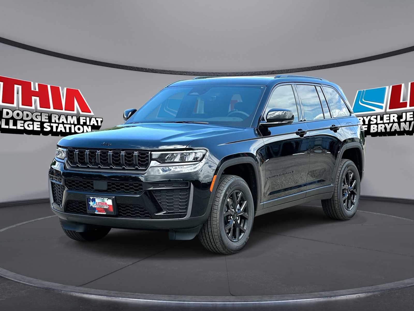 Thumbnail: 2026 Jeep Grand Cherokee - 1