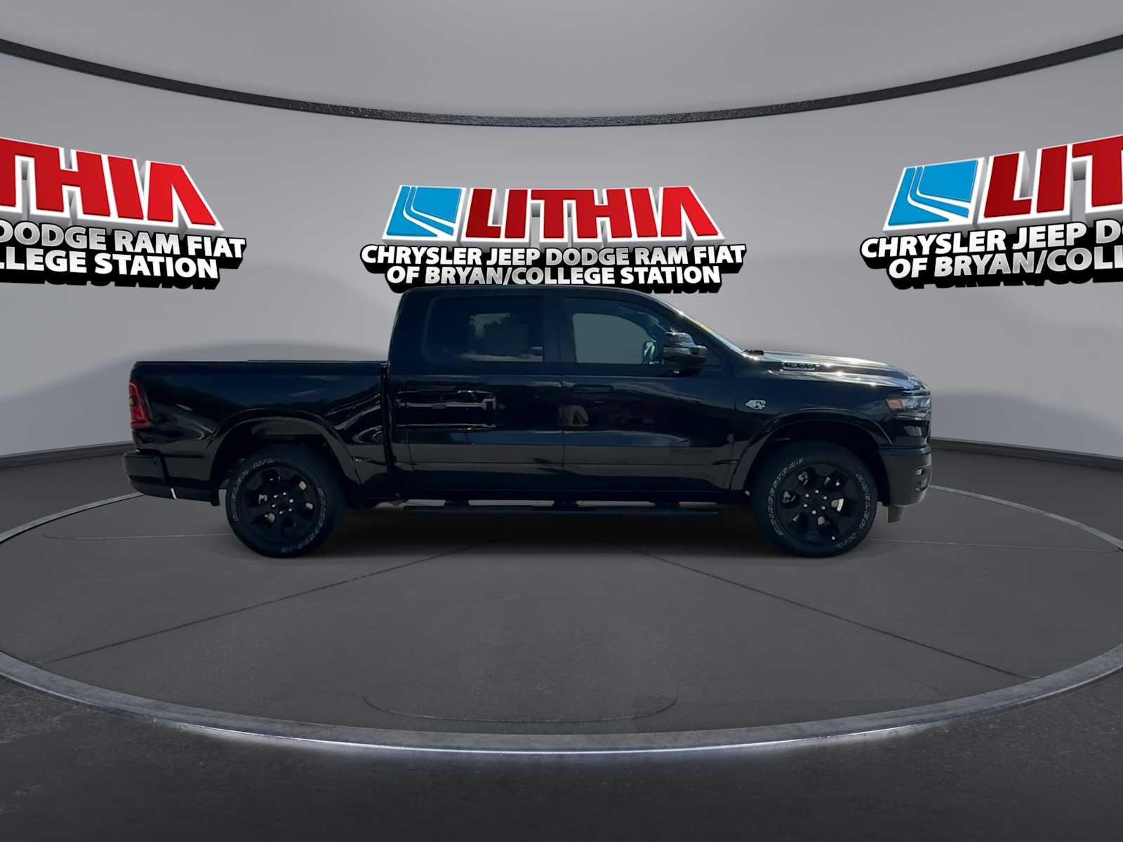 Thumbnail: 2026 RAM 1500 - 9