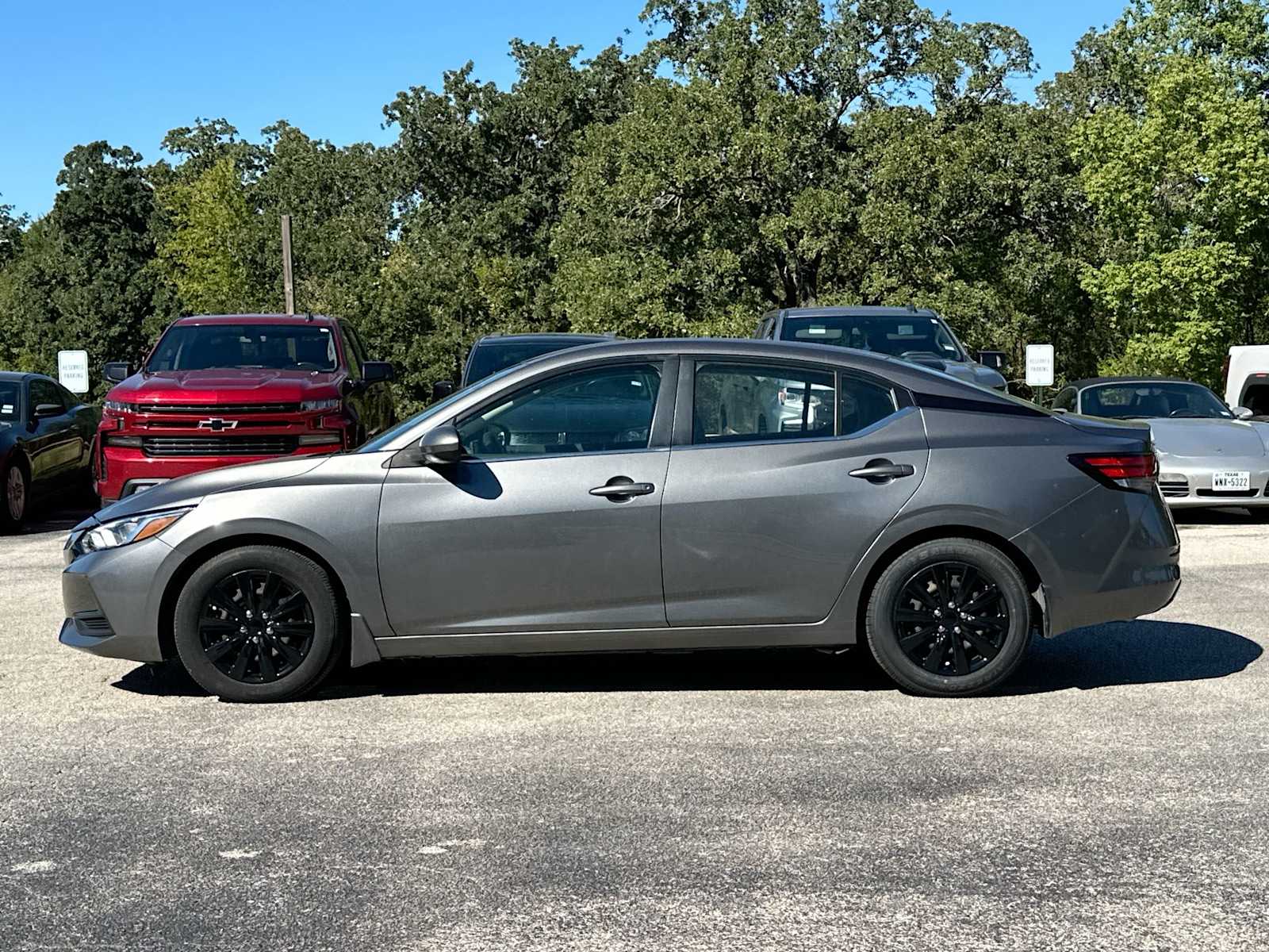 Thumbnail: 2021 Nissan Sentra - 12