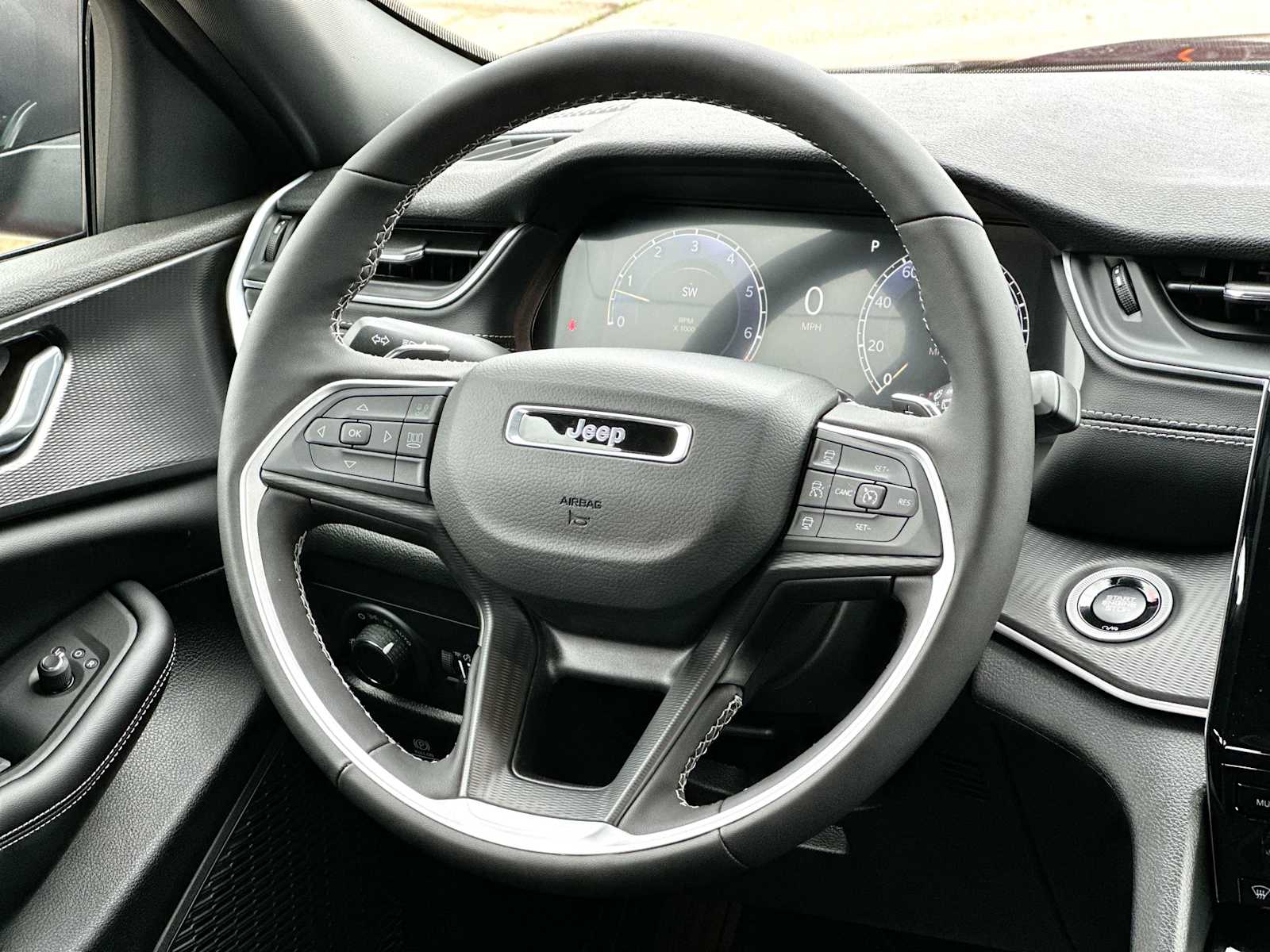 Thumbnail: 2026 Jeep Grand Cherokee - 27