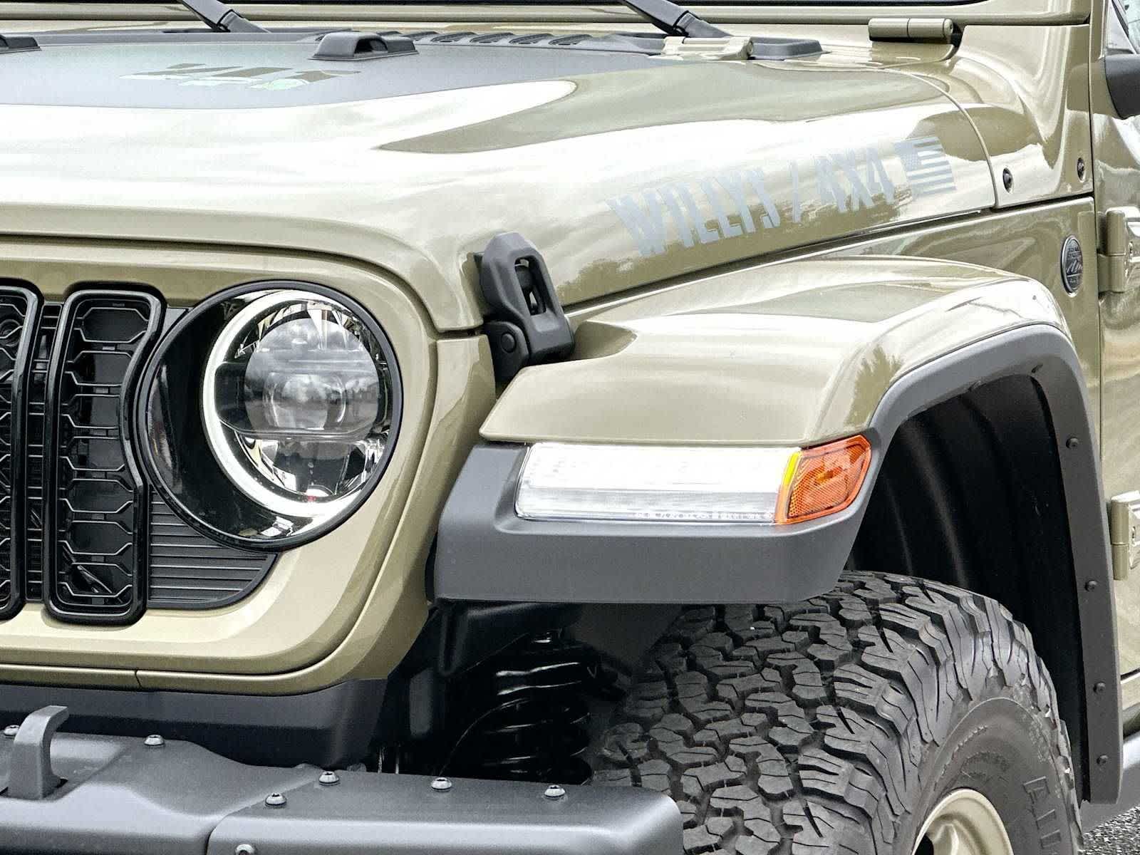 Thumbnail: 2026 Jeep Wrangler - 16