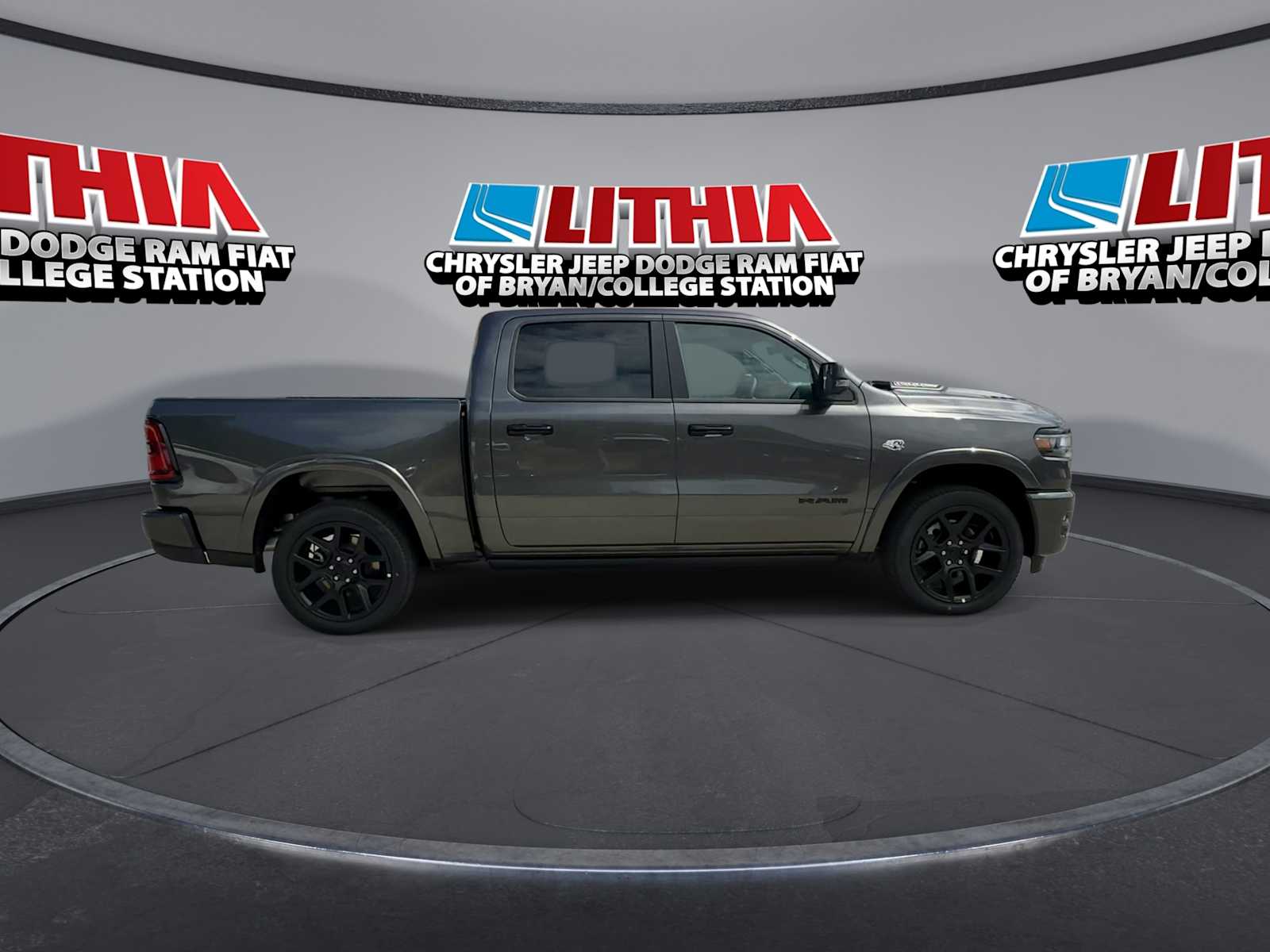 Thumbnail: 2026 RAM 1500 - 9