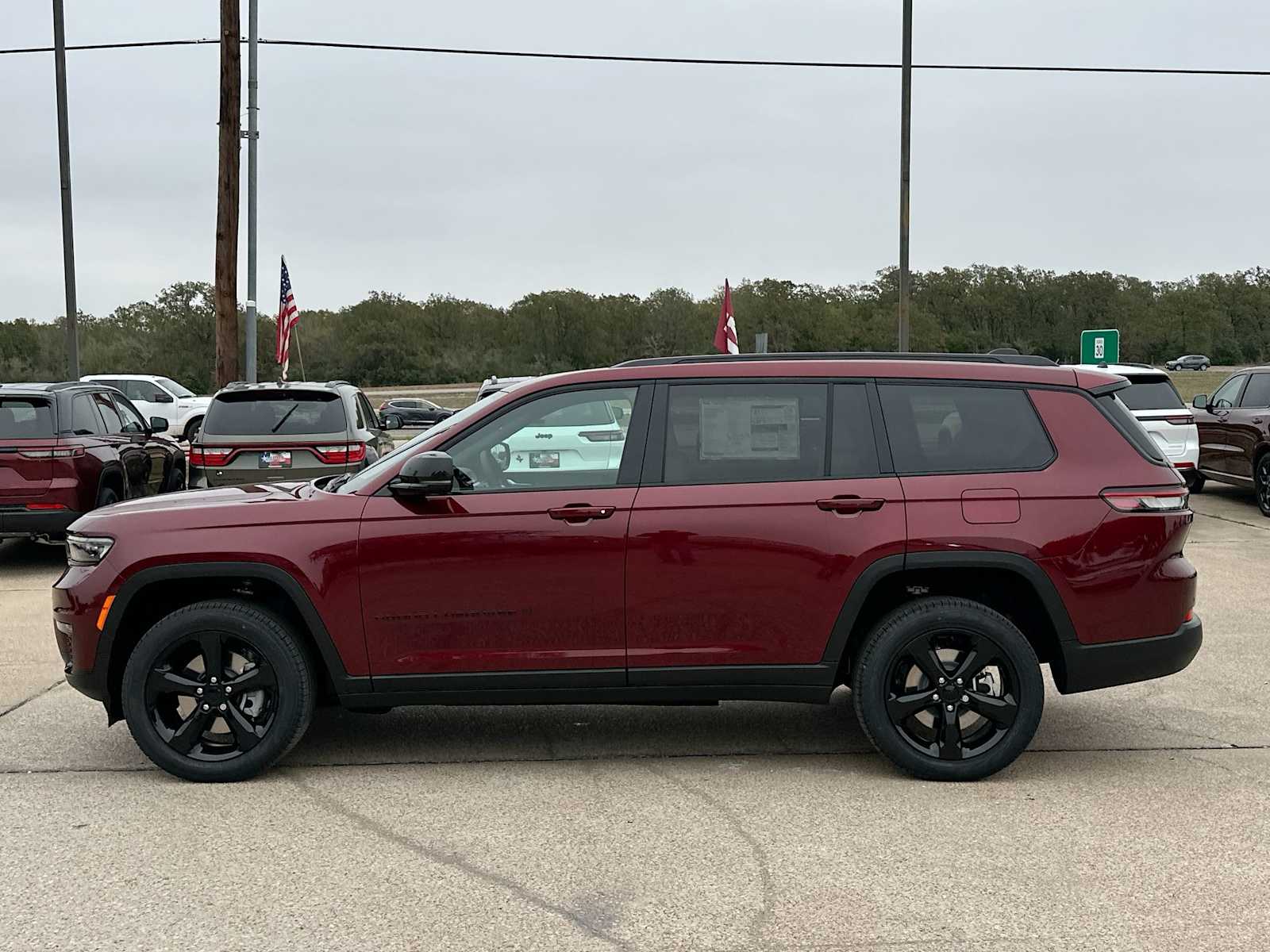 Thumbnail: 2025 Jeep Grand Cherokee - 12