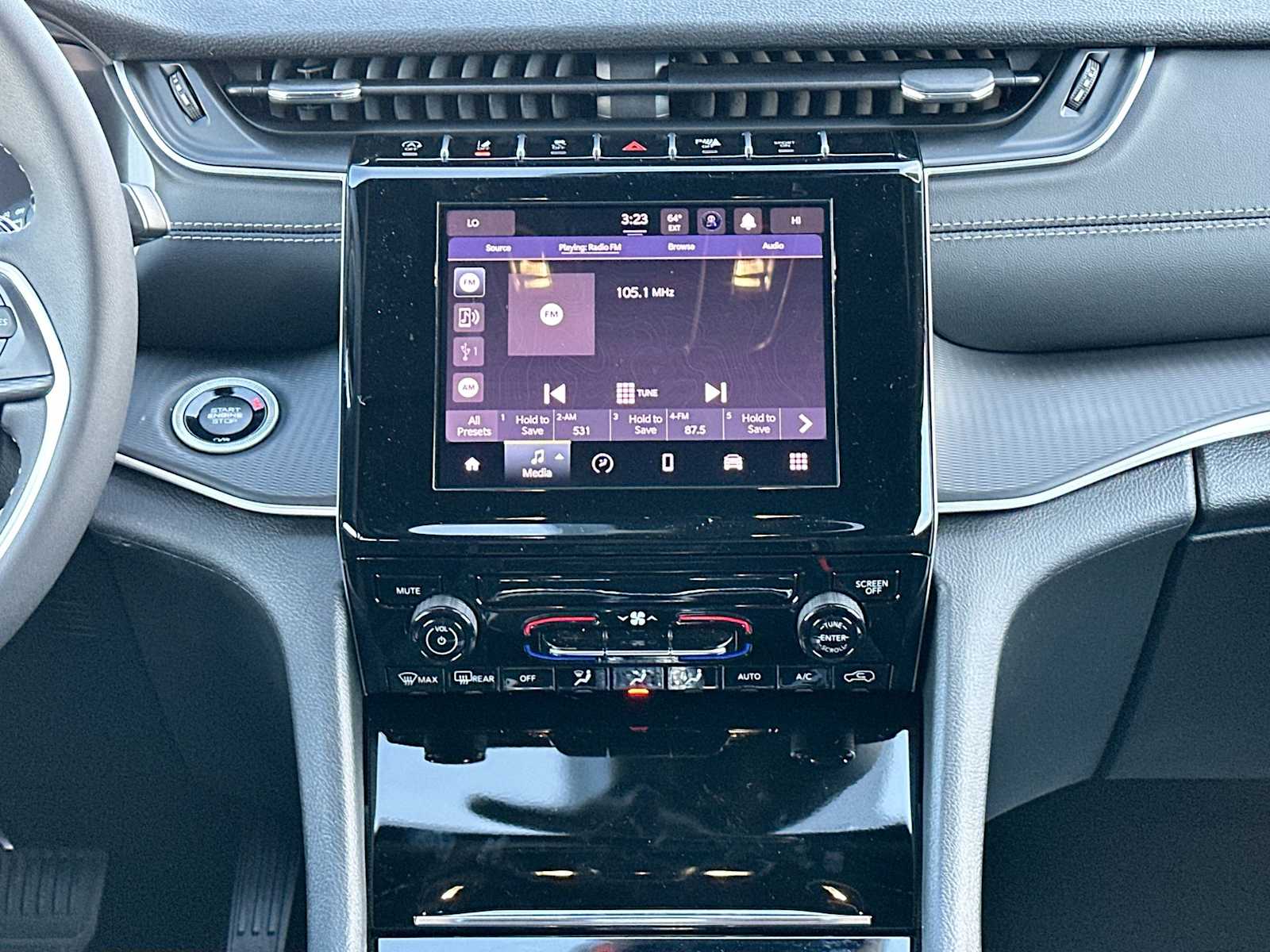 Thumbnail: 2025 Jeep Grand Cherokee - 26