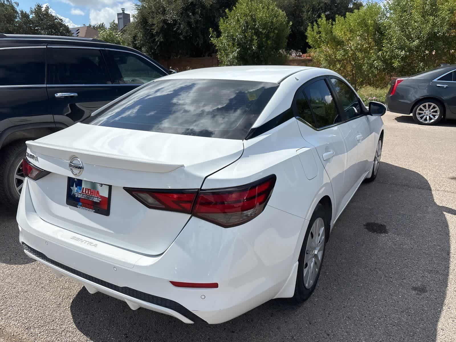 2021 Nissan Sentra S photo 3