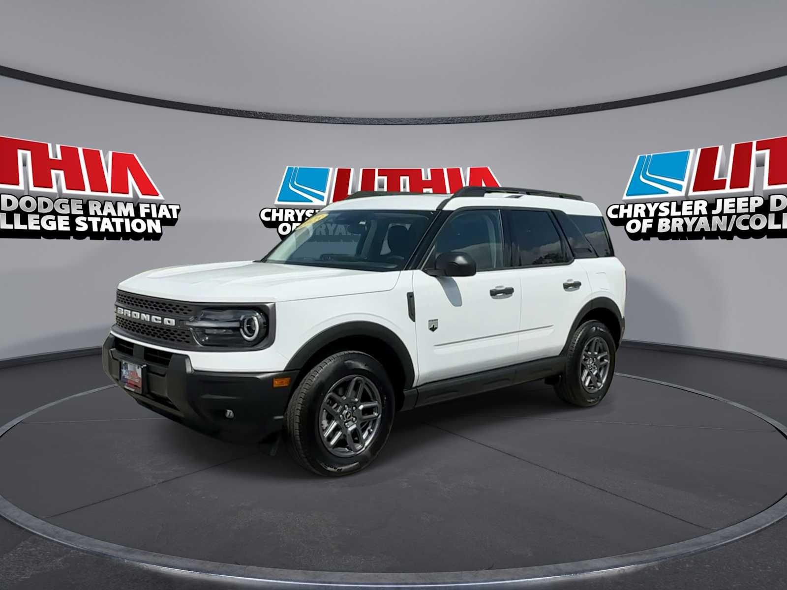Thumbnail: 2025 Ford Bronco Sport - 4