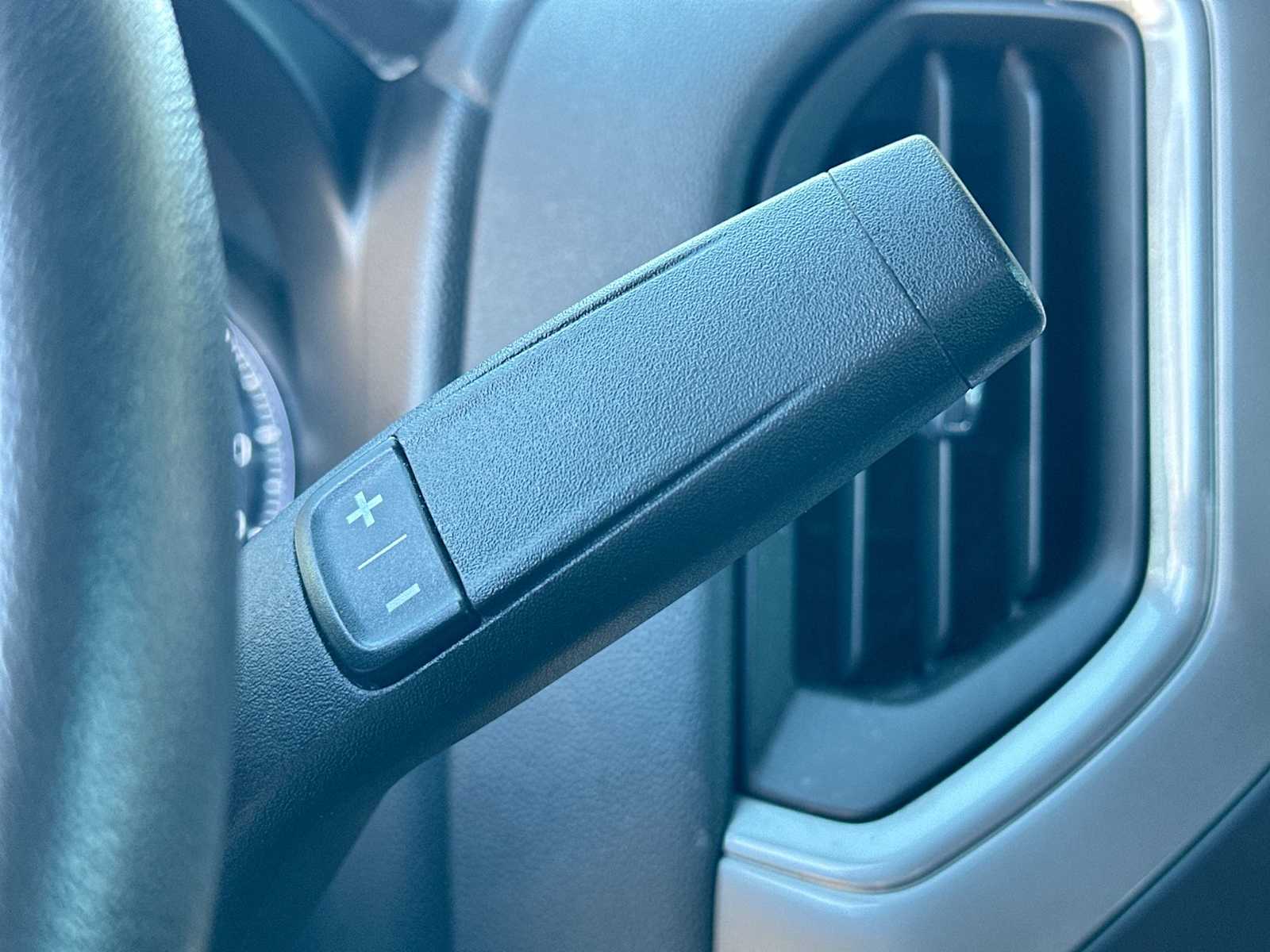 Thumbnail: 2021 Chevrolet Silverado 1500 - 21