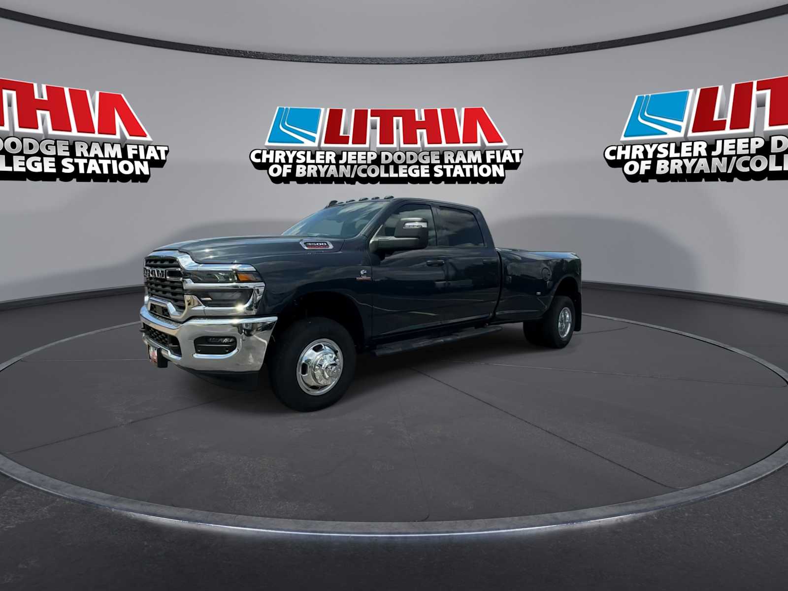 New 2026 Ram 3500 TRADESMAN CREW CAB 4X4 Pickup