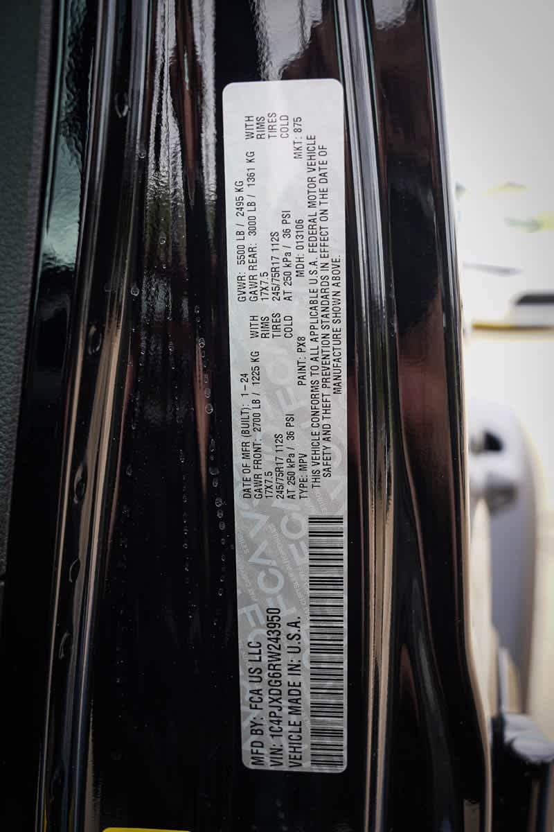 Thumbnail: 2024 Jeep Wrangler - 11