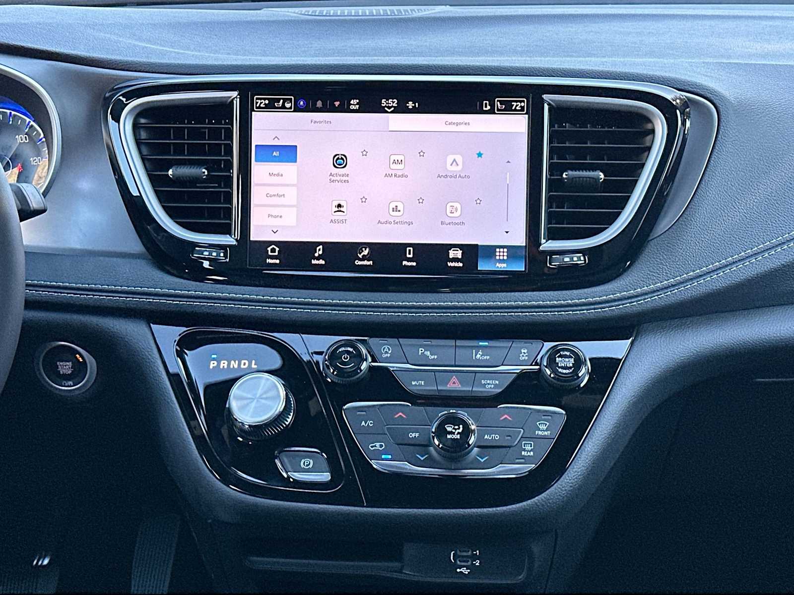 Thumbnail: 2026 Chrysler Pacifica - 26