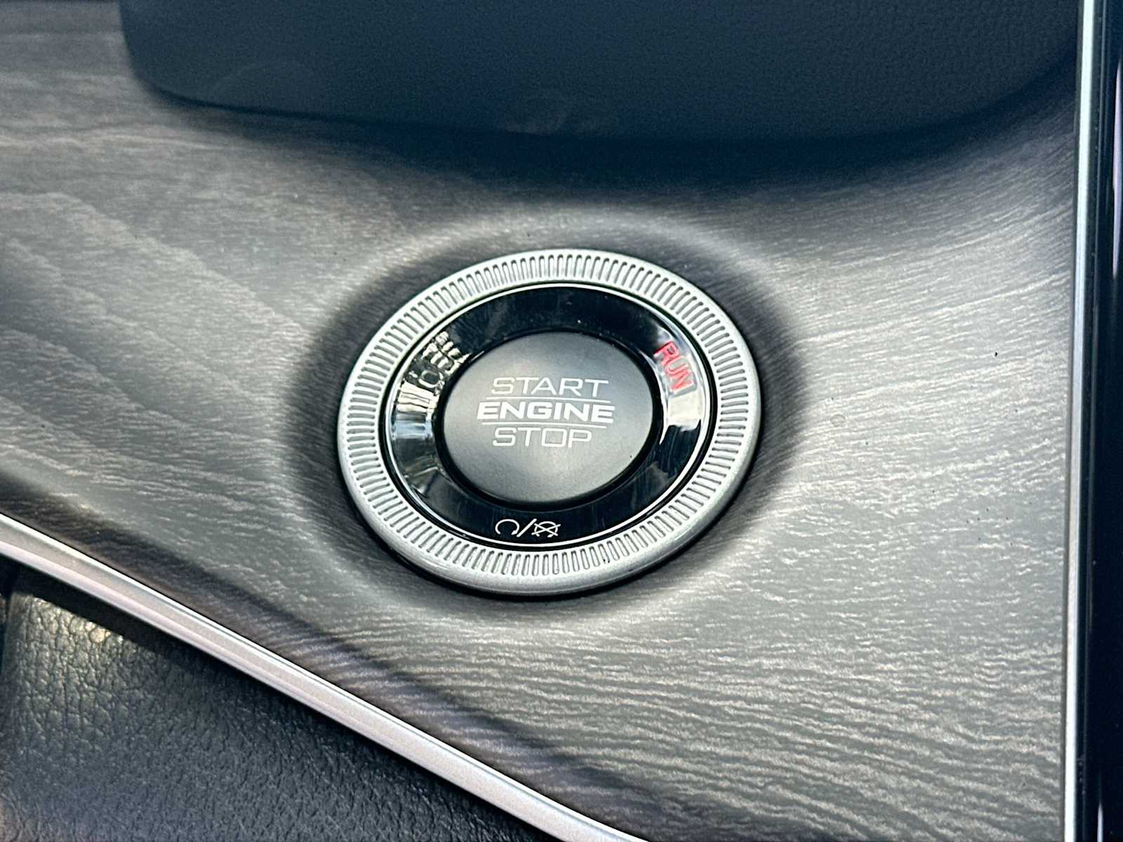 Thumbnail: 2025 Jeep Grand Cherokee - 28