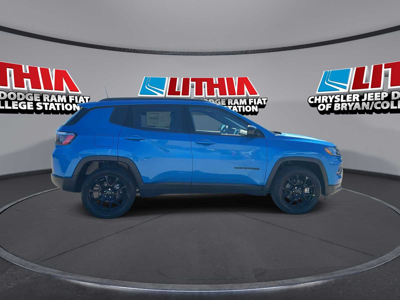 Thumbnail: 2026 Jeep Compass - 9