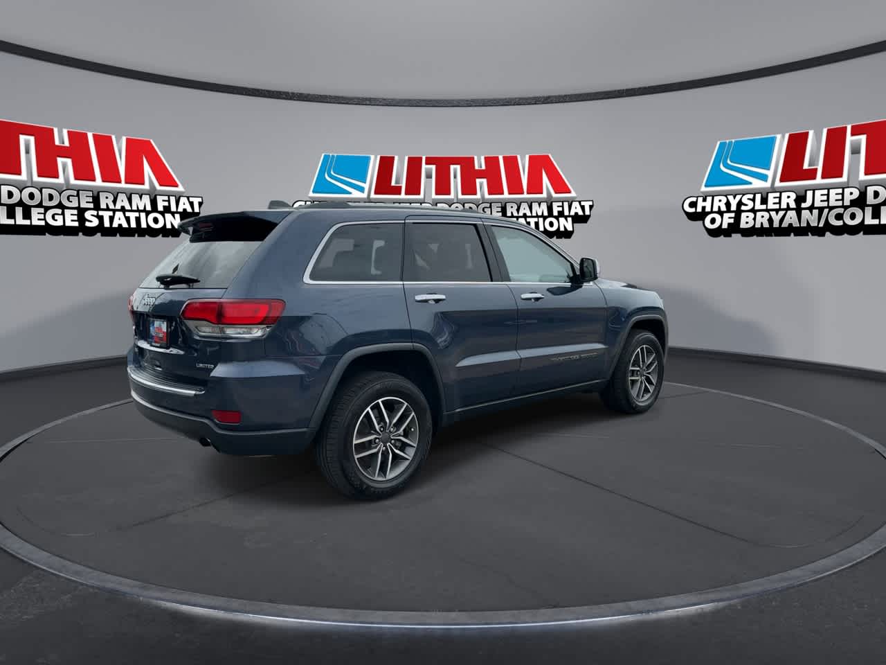 Thumbnail: 2021 Jeep Grand Cherokee - 8