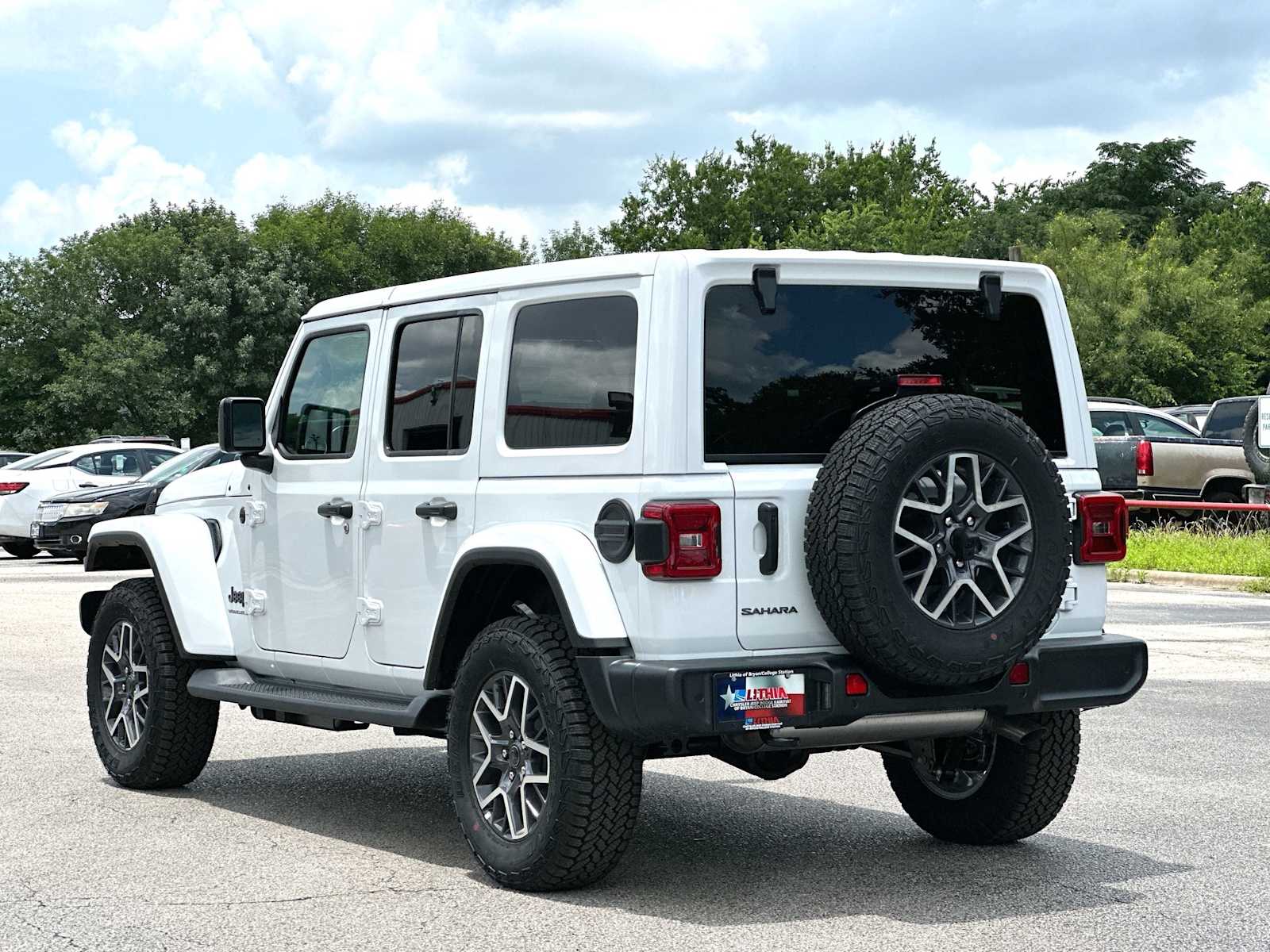 Thumbnail: 2026 Jeep Wrangler - 13
