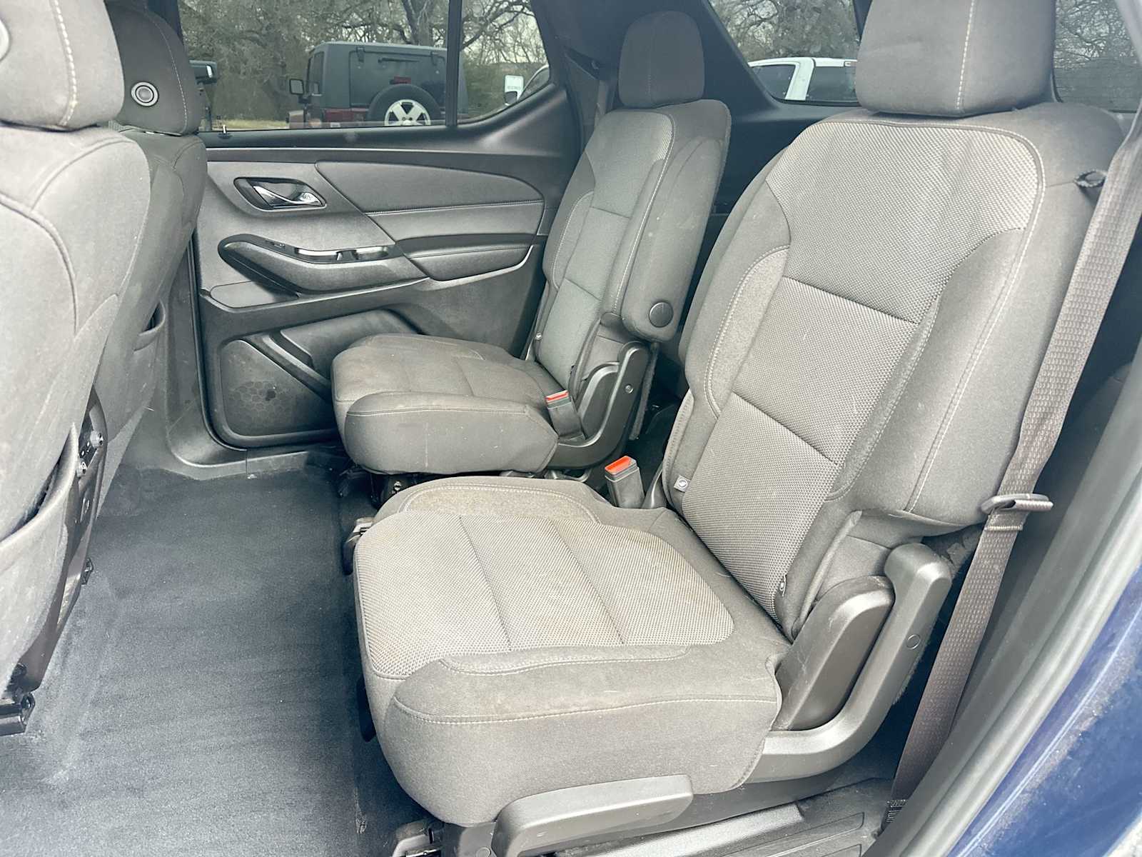 Thumbnail: 2022 Chevrolet Traverse - 23