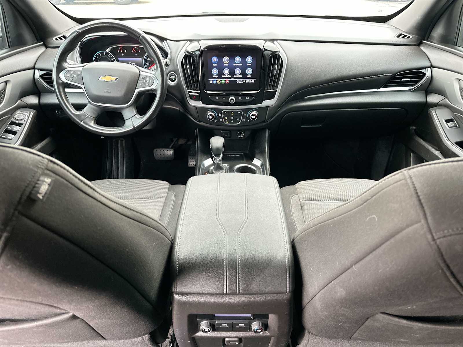 Thumbnail: 2022 Chevrolet Traverse - 25