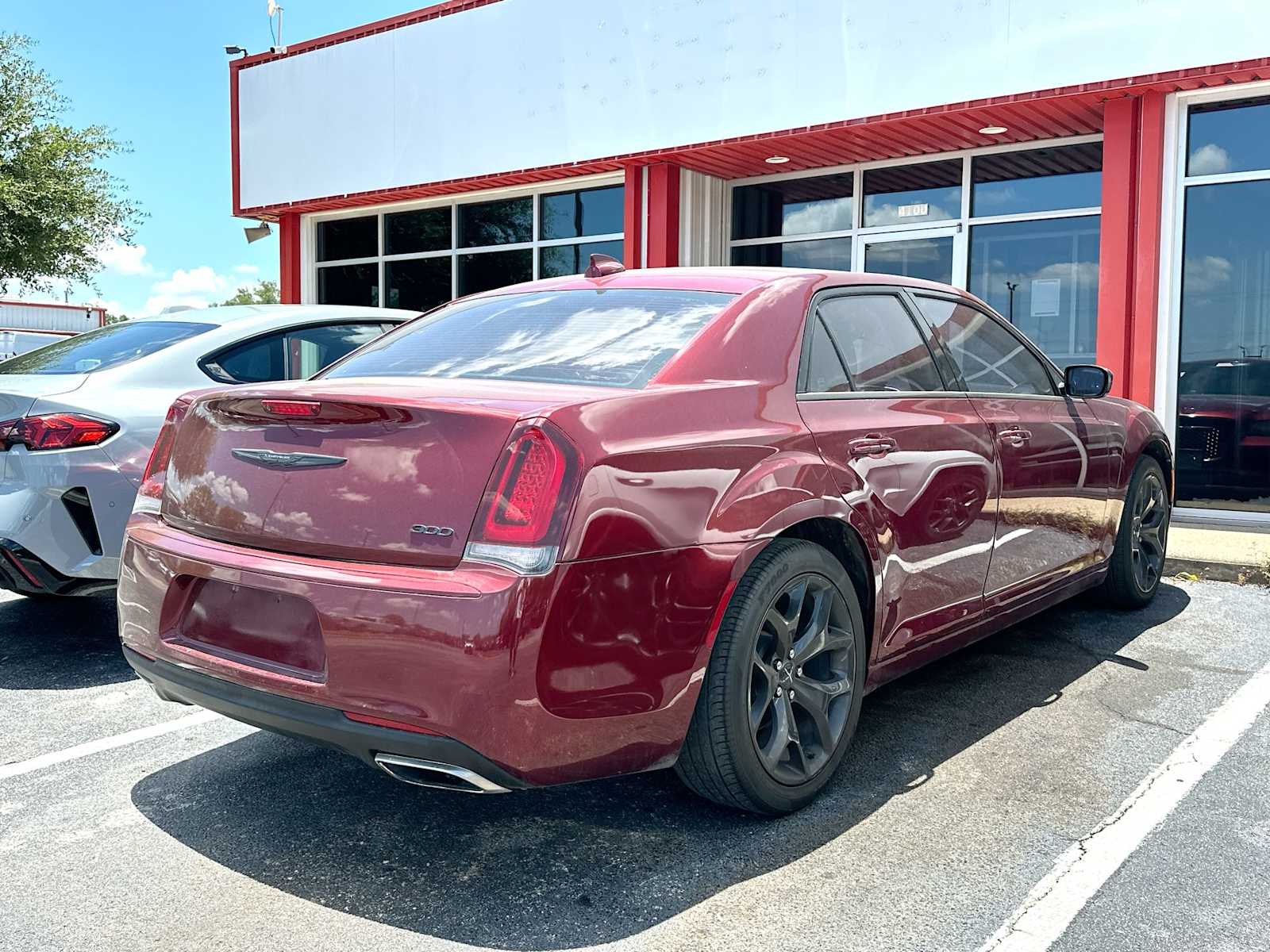 Thumbnail: 2021 Chrysler 300 - 3