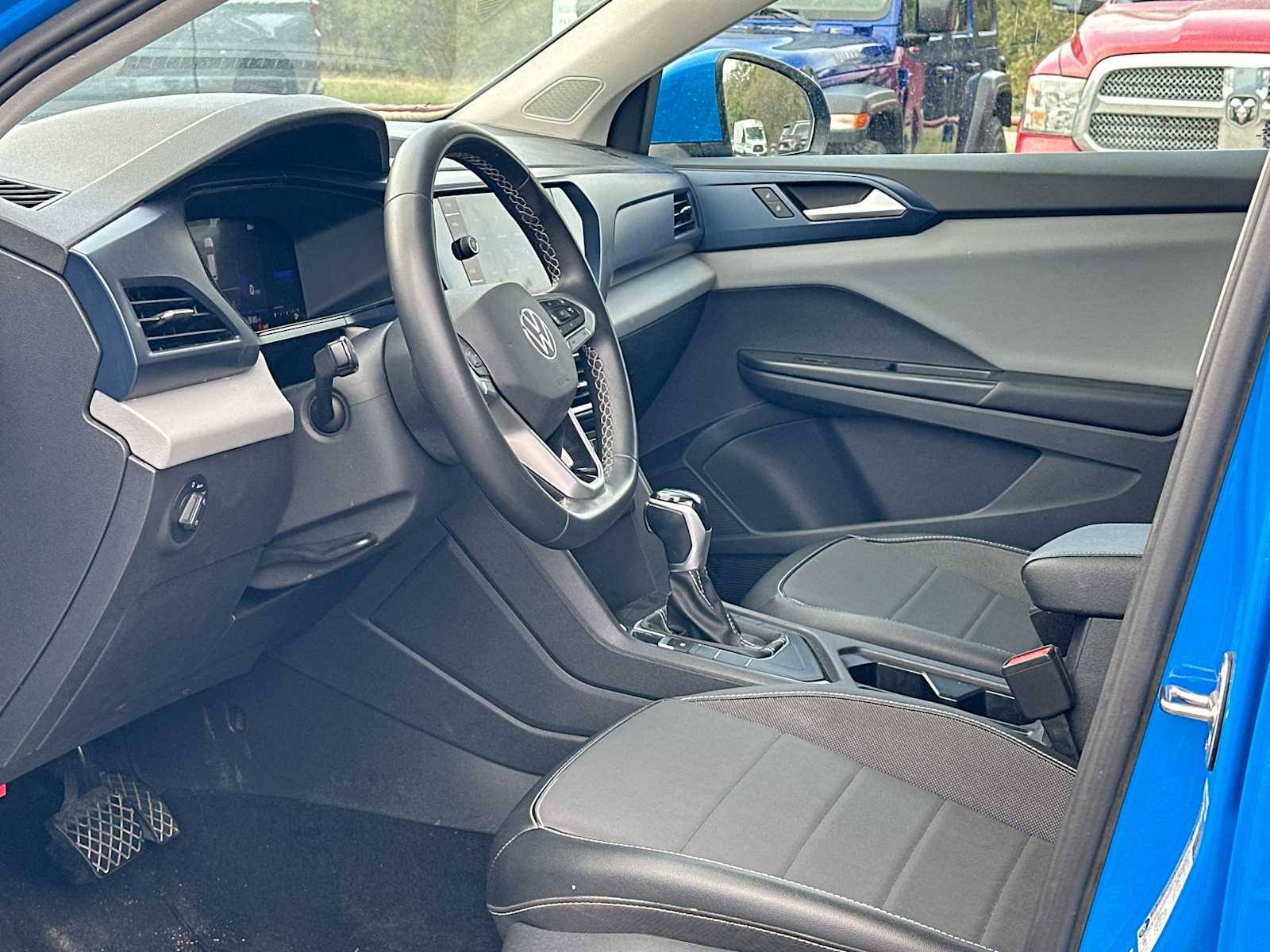 Thumbnail: 2023 Volkswagen Taos - 18