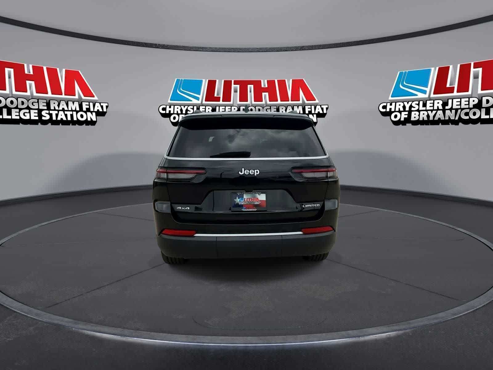 Thumbnail: 2026 Jeep Grand Cherokee - 7