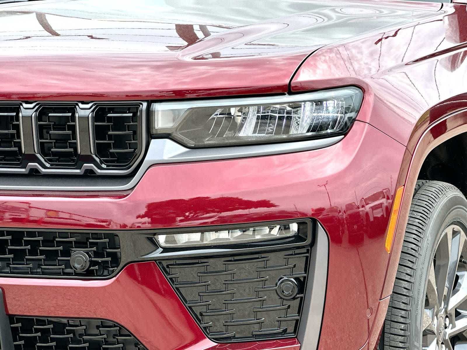 Thumbnail: 2026 Jeep Grand Cherokee - 16
