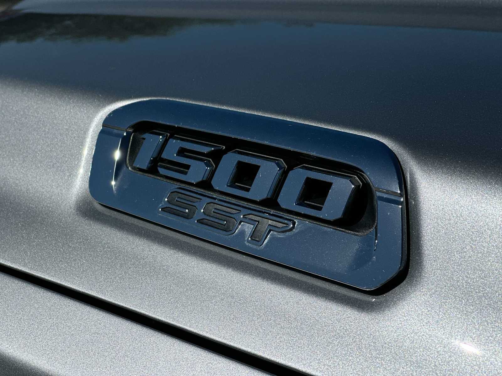 Thumbnail: 2025 RAM 1500 - 15