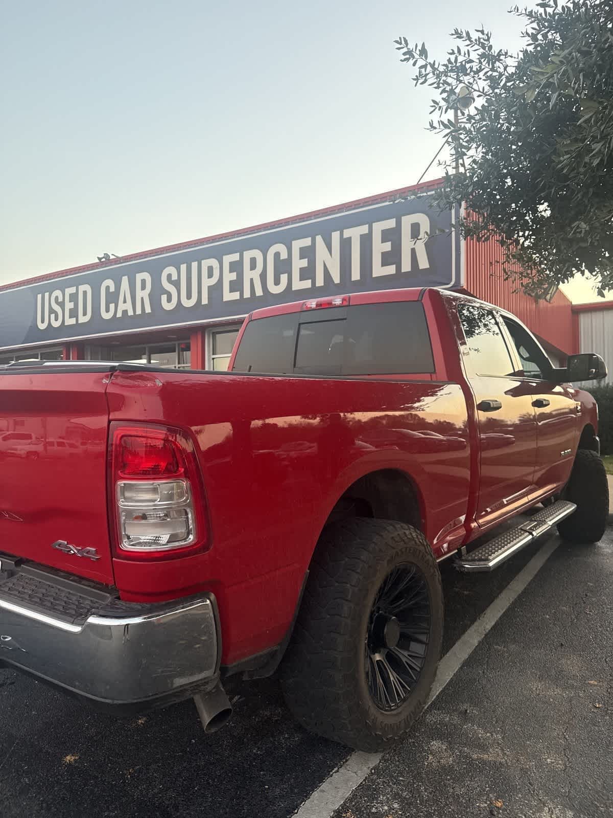 2022 Ram 3500 Tradesman photo 3