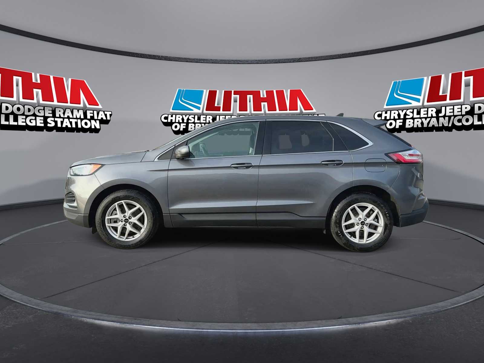 Thumbnail: 2023 Ford Edge - 5