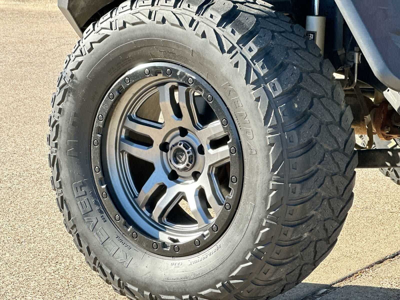 Thumbnail: 2016 Jeep Wrangler - 11