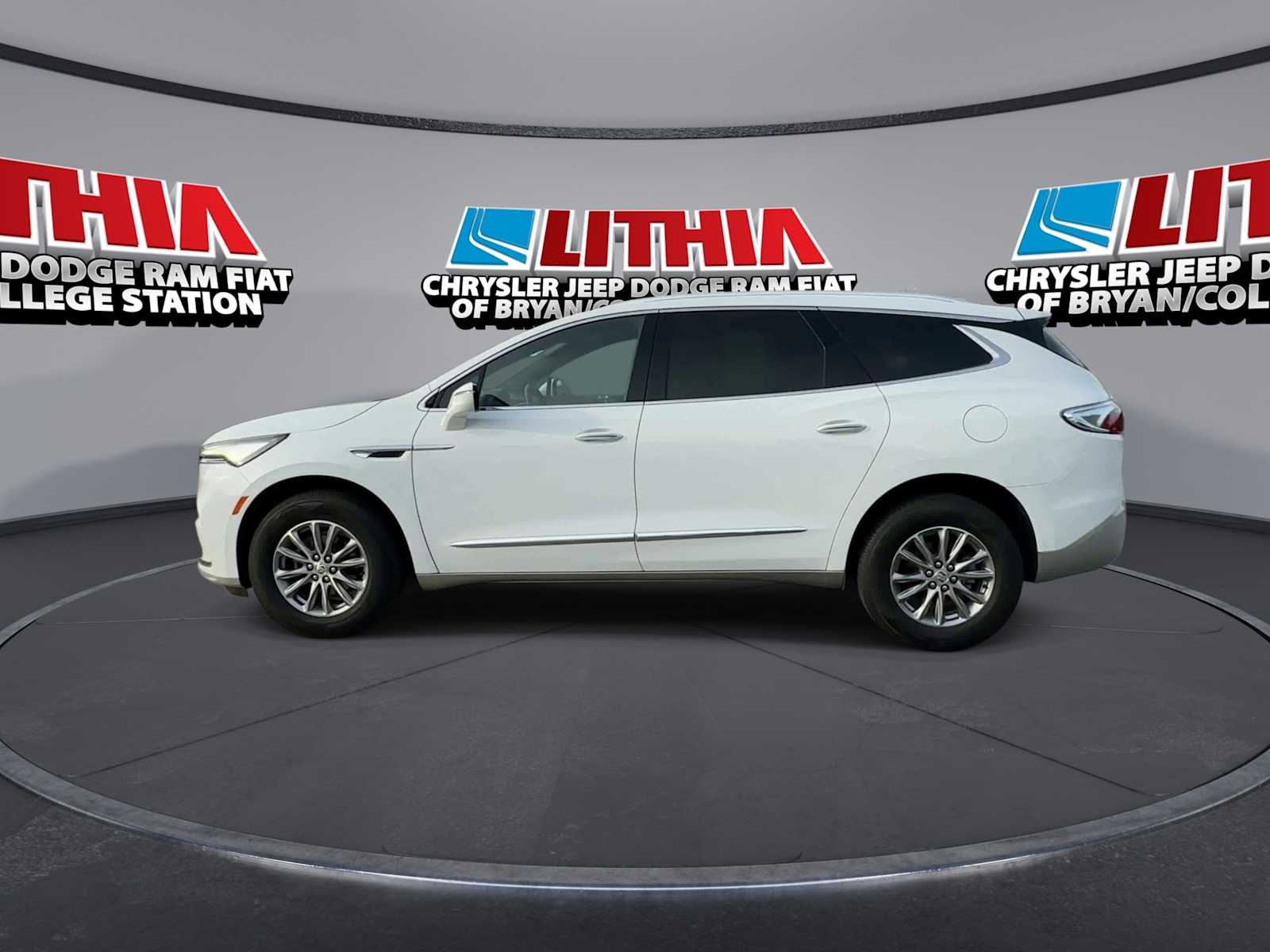 Thumbnail: 2023 Buick Enclave - 5