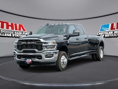 2025 Ram 3500 TRADESMAN CREW CAB 4X4 8' BOX Pickup Bryan, TX