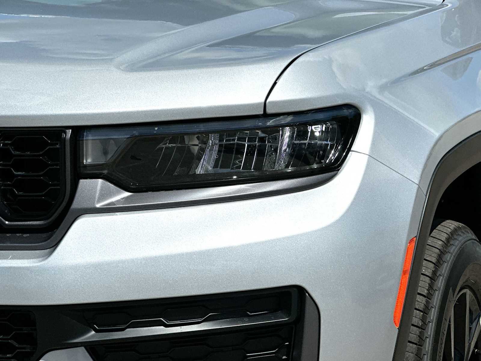 Thumbnail: 2026 Jeep Grand Cherokee - 16