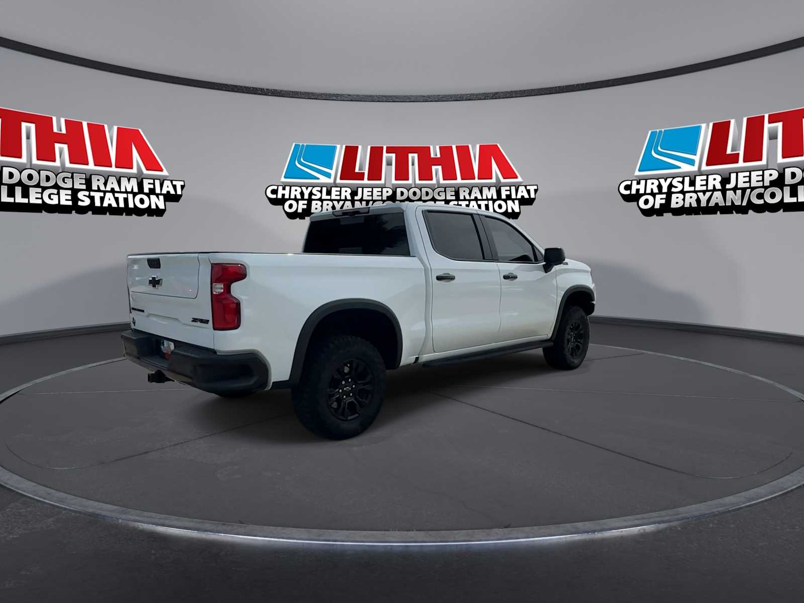 Thumbnail: 2025 Chevrolet Silverado 1500 - 8