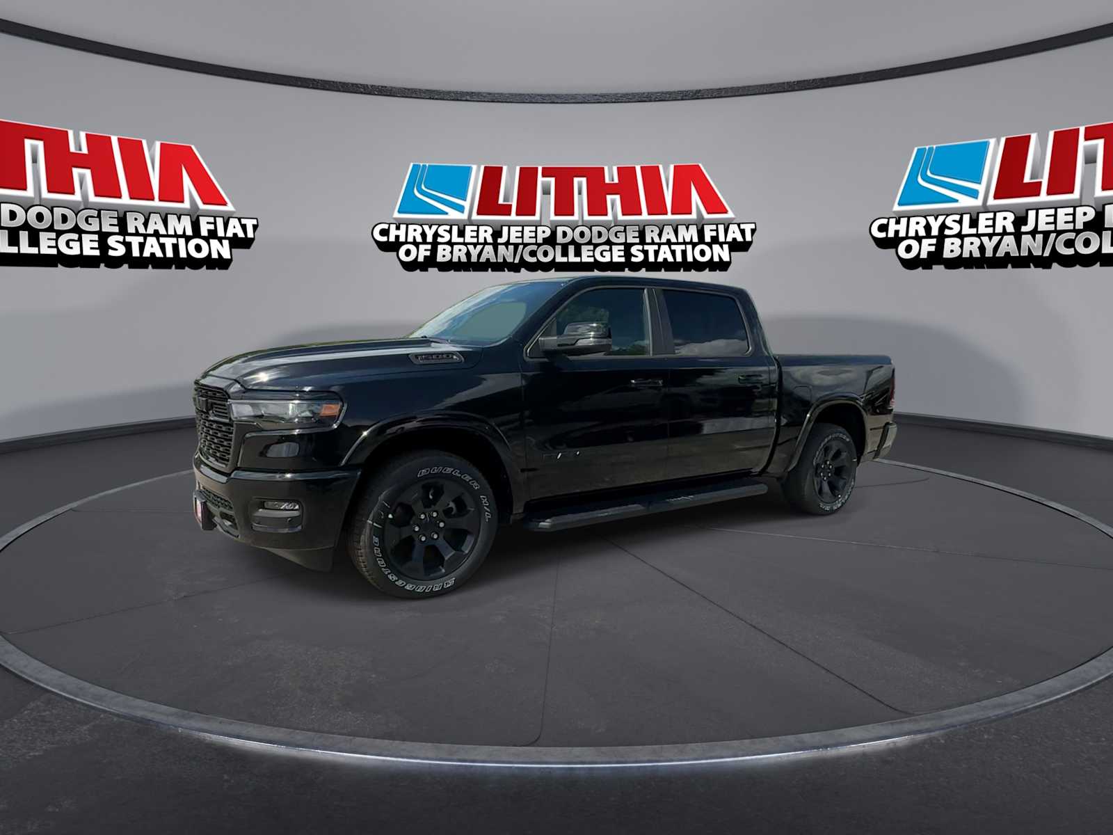 Thumbnail: 2026 RAM 1500 - 4