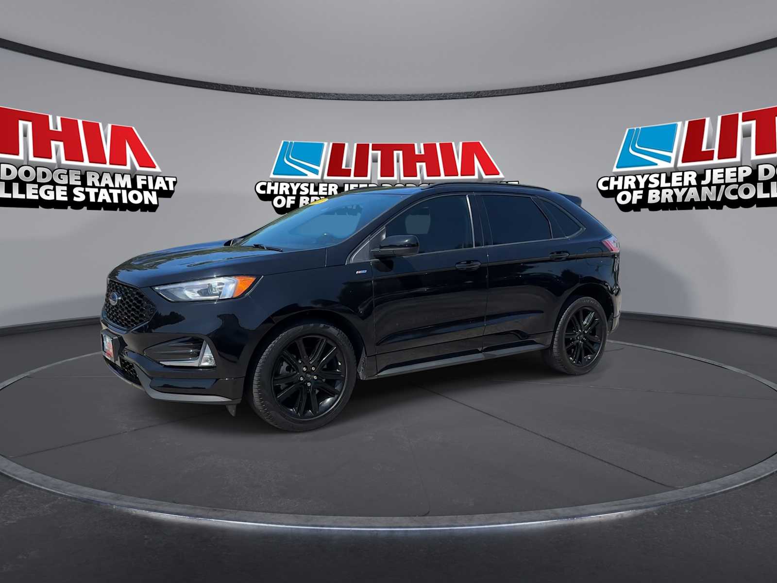 2022 Ford Edge SEL photo 3