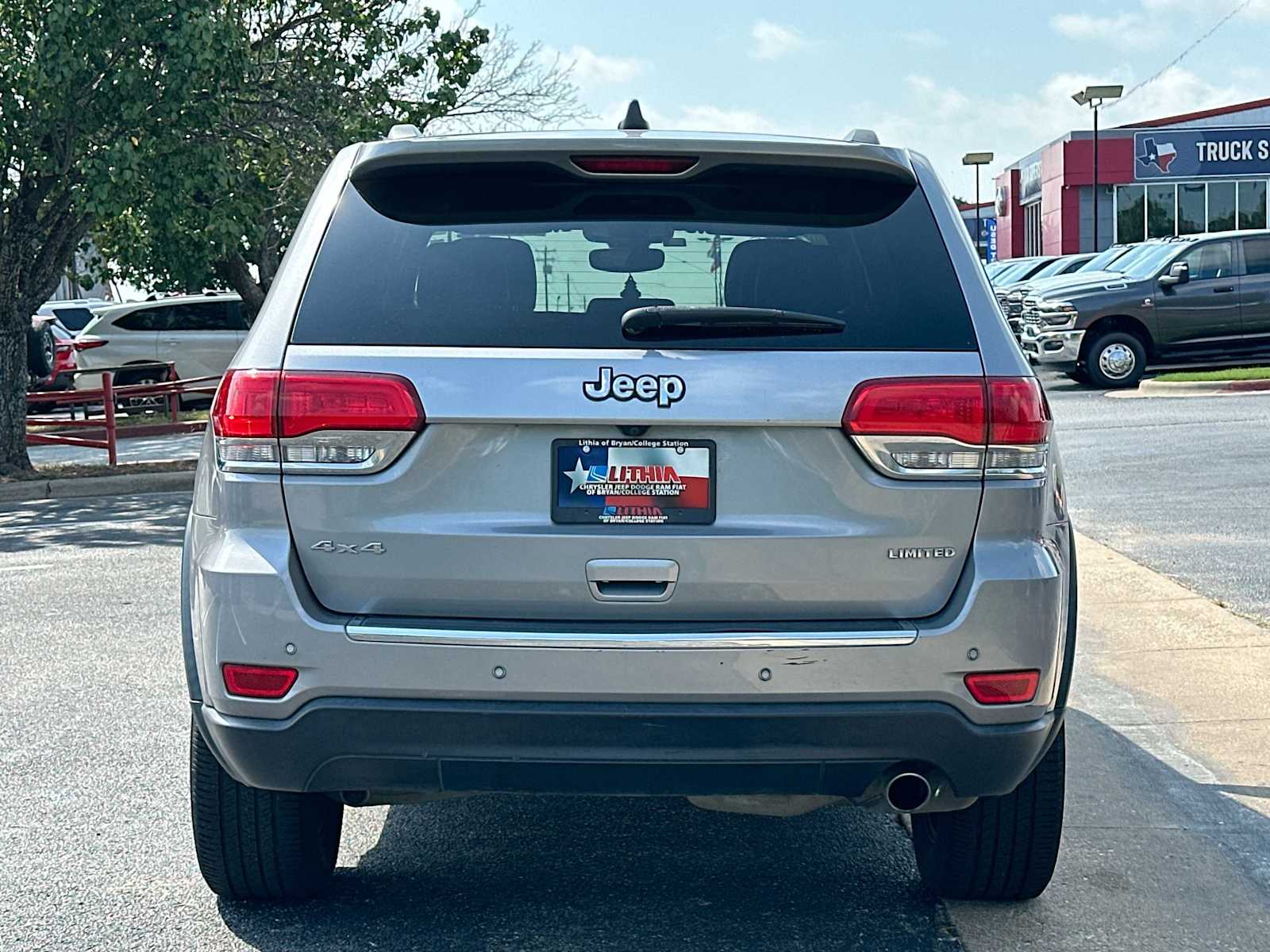 Thumbnail: 2019 Jeep Grand Cherokee - 14