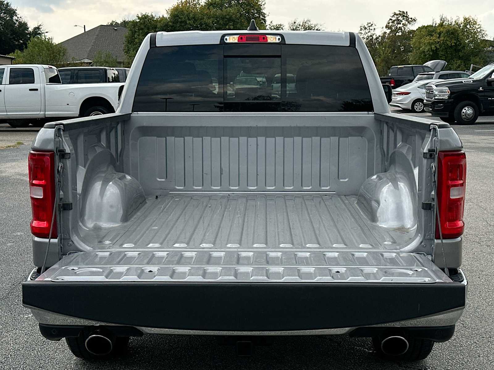 Thumbnail: 2025 RAM 1500 - 28